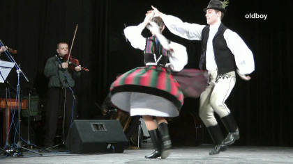 Roxána és Szabolcs - Felcsíki táncok